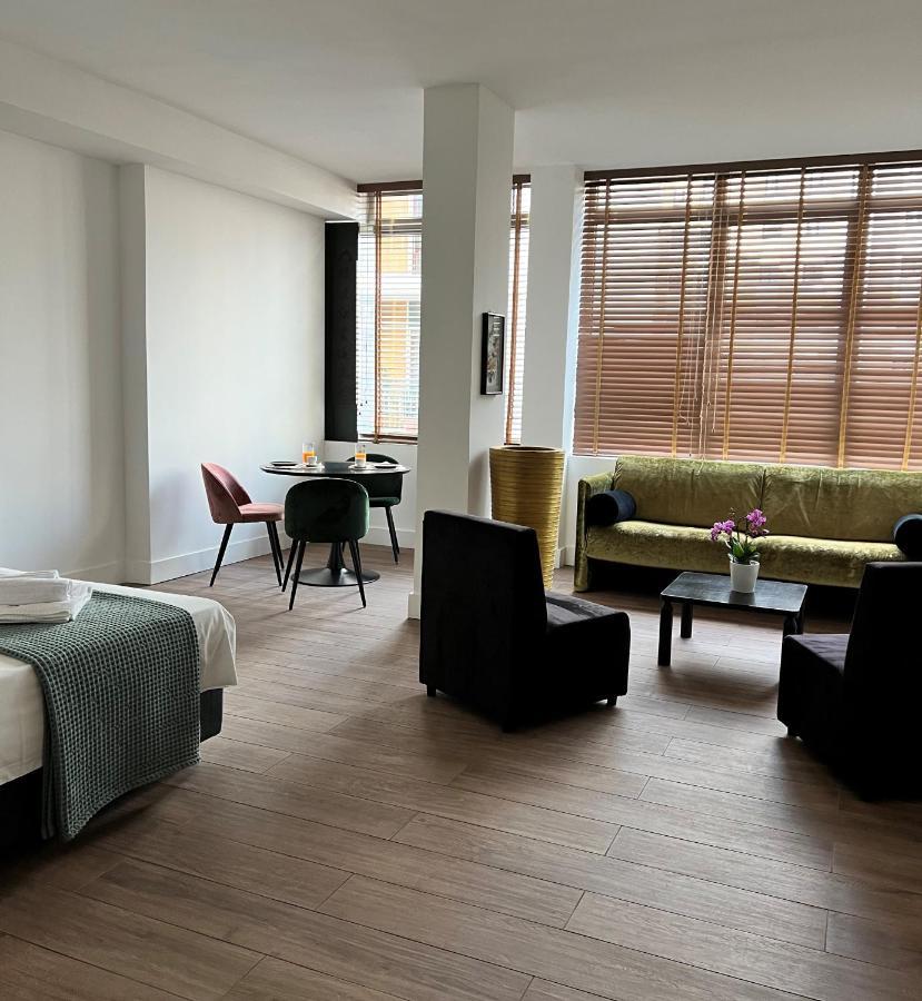 Alea Rooms Lecce Exterior photo
